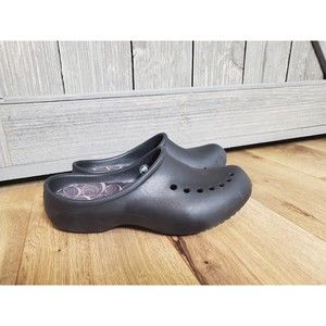 Crocs Brown Rubber Slip On Clogs Shoes Women's Size 7 Backless Cushioned